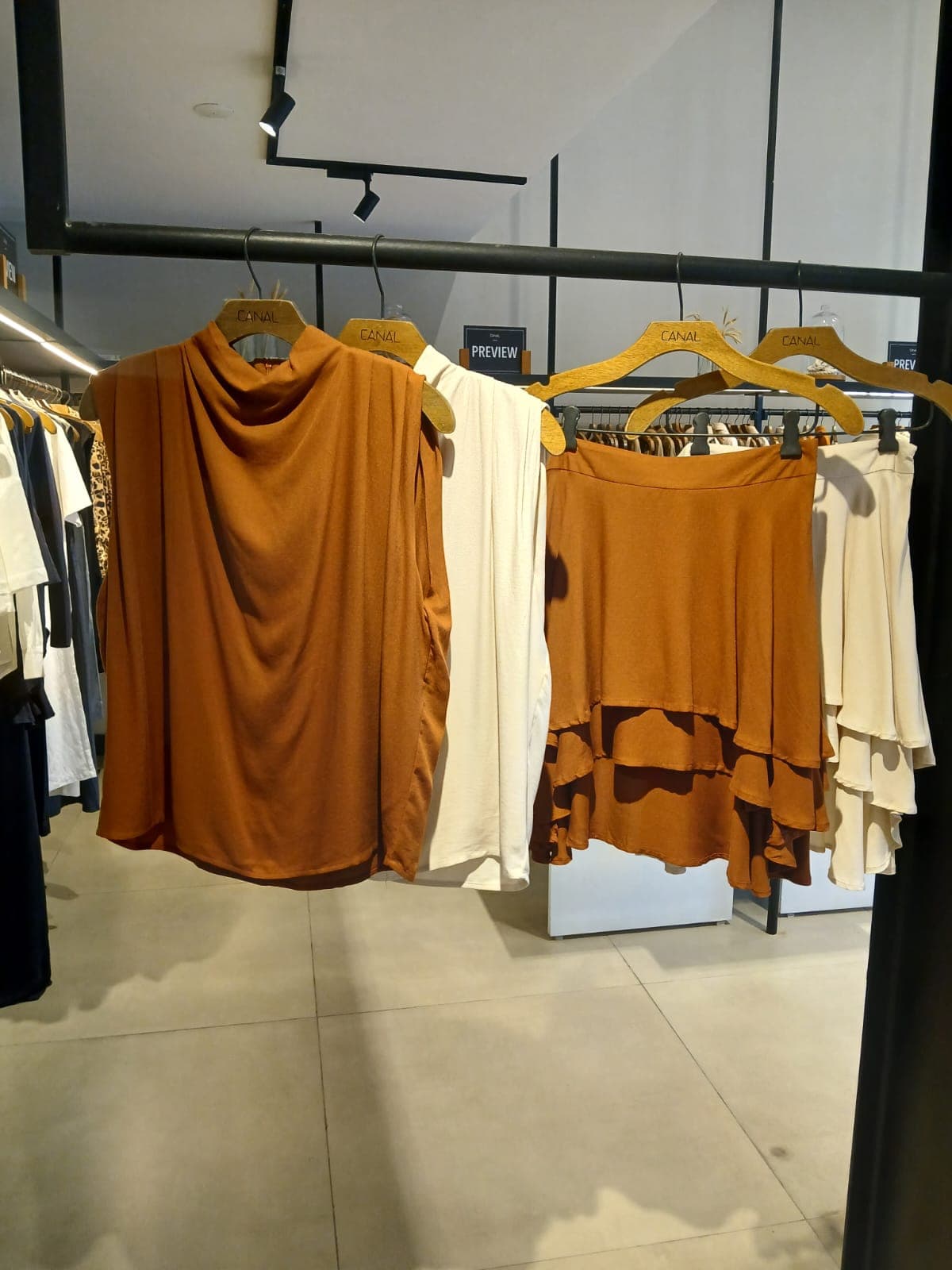 Blusa e Saia